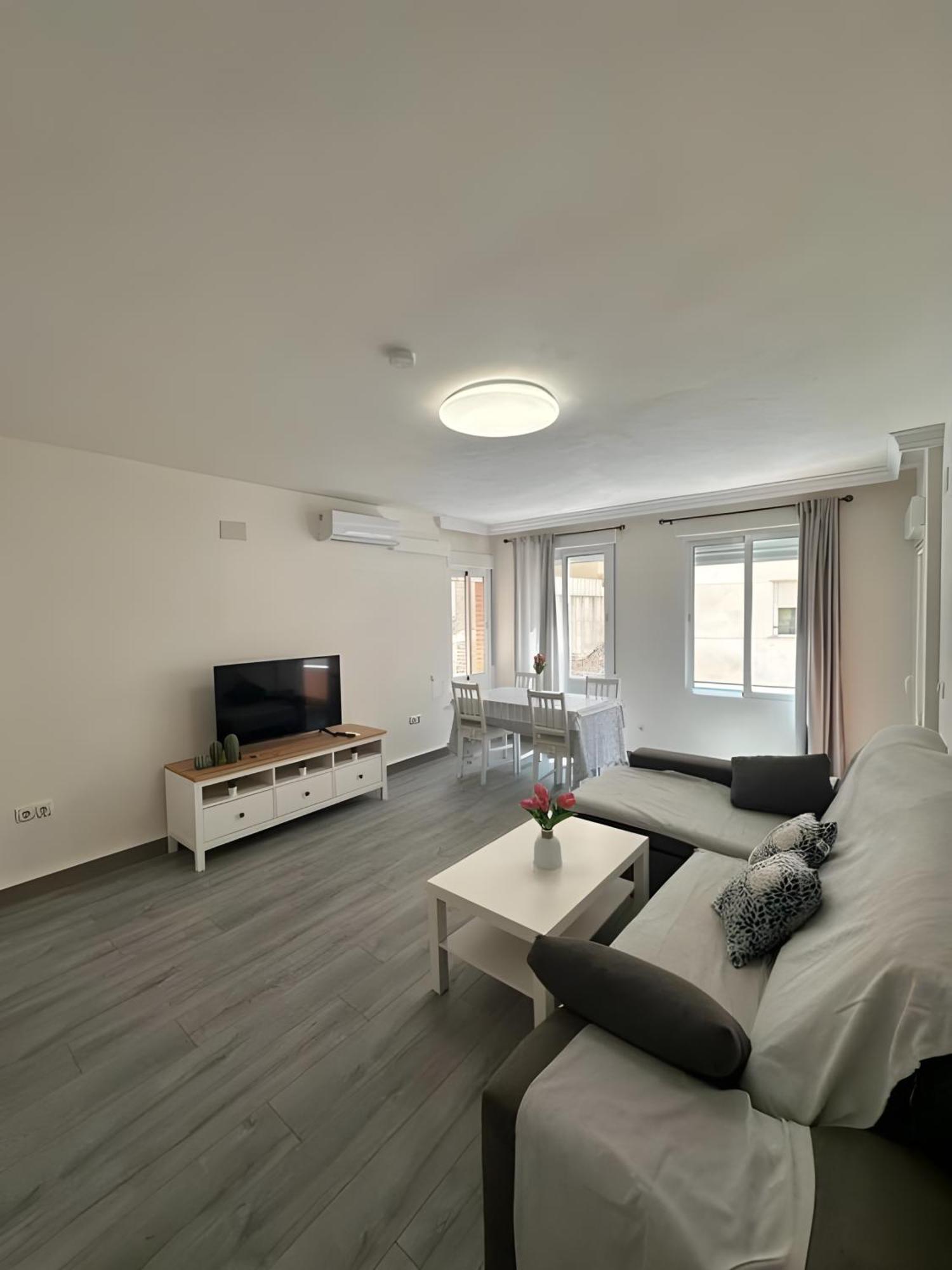 Mediterranean Breeze Málaga Kültér fotó